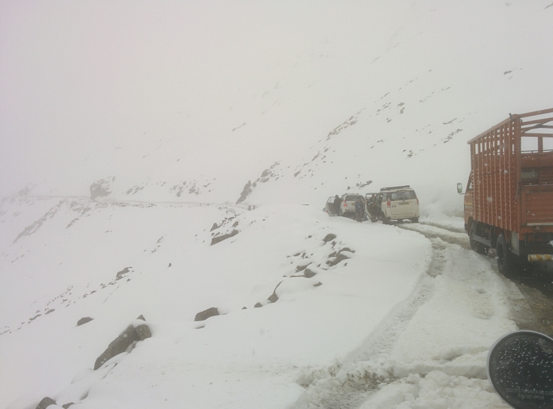 Snow storm stuck at khardungla india